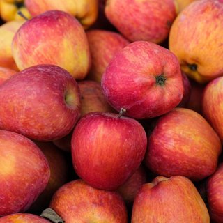 Braeburn Apples, 1 kg