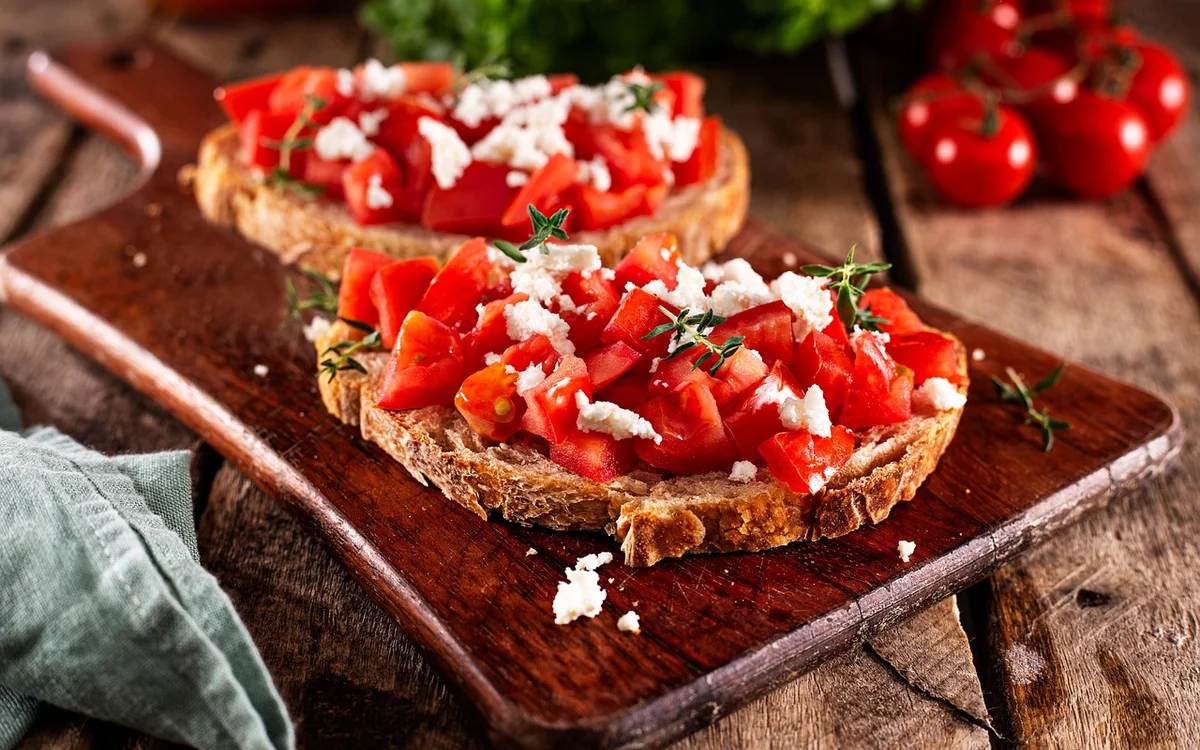 Tomato and goat cheese bruschetta